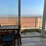 Mettons Les Voiles - Appt Vue Avec Loggia Appartement Bernières-sur-Mer