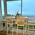 Mettons Les Voiles - Appt Vue Avec Loggia Appartement *