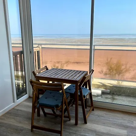 Mettons Les Voiles - Appt Vue Avec Loggia Apartment Bernieres-sur-Mer