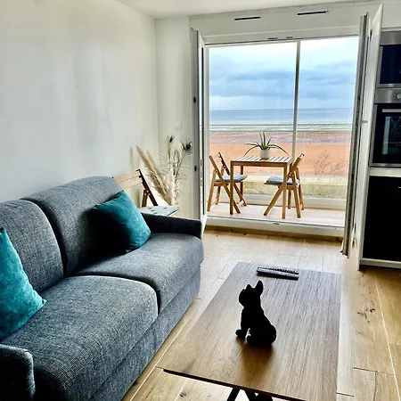 Apartment Mettons Les Voiles - Appt Vue Avec Loggia